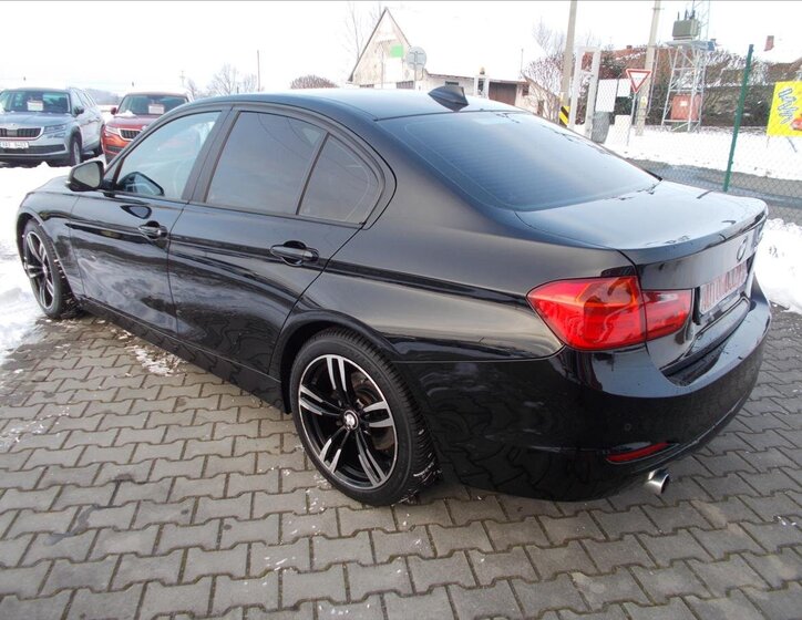 BMW Řada 3 12