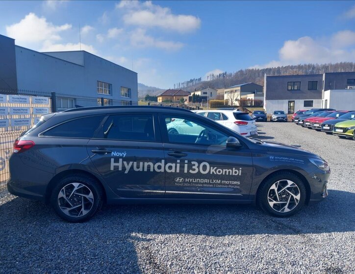 Hyundai i30 Kombi 998,0 73 kw