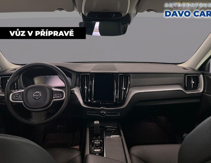 Volvo XC60 SUV / Terénní 2,0 l 145 kw