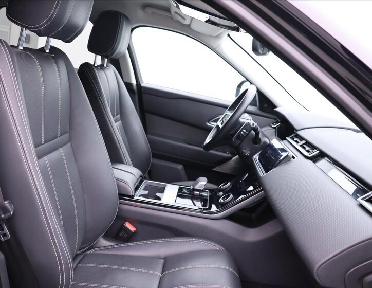 Land Rover Range Rover Velar SUV / Terénní 2,0 l 150 kw