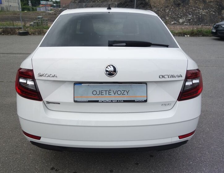 Škoda Octavia 13