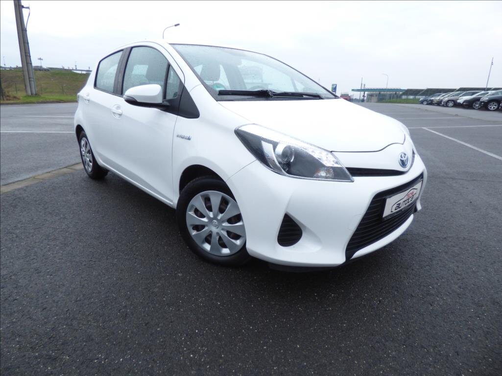 Toyota Yaris Hatchback 1,5 l 55 kw