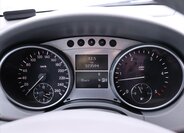 Mercedes-Benz Třídy M SUV 3,2 l 165 kw