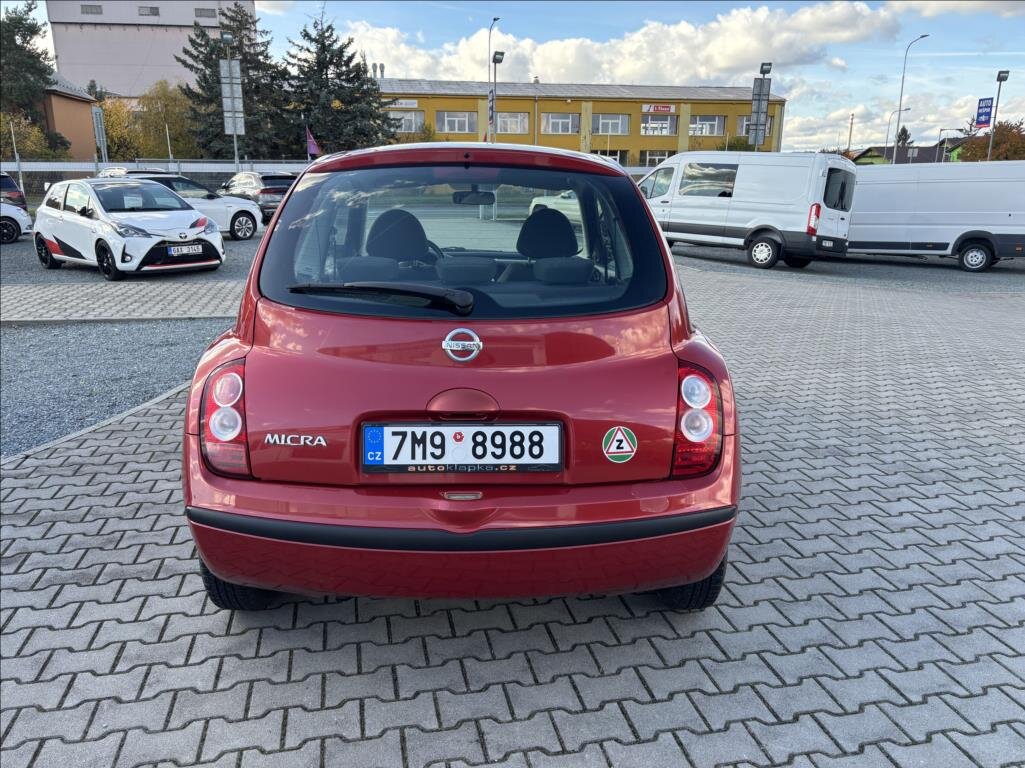 Nissan Micra Hatchback 1,2 l 48 kw