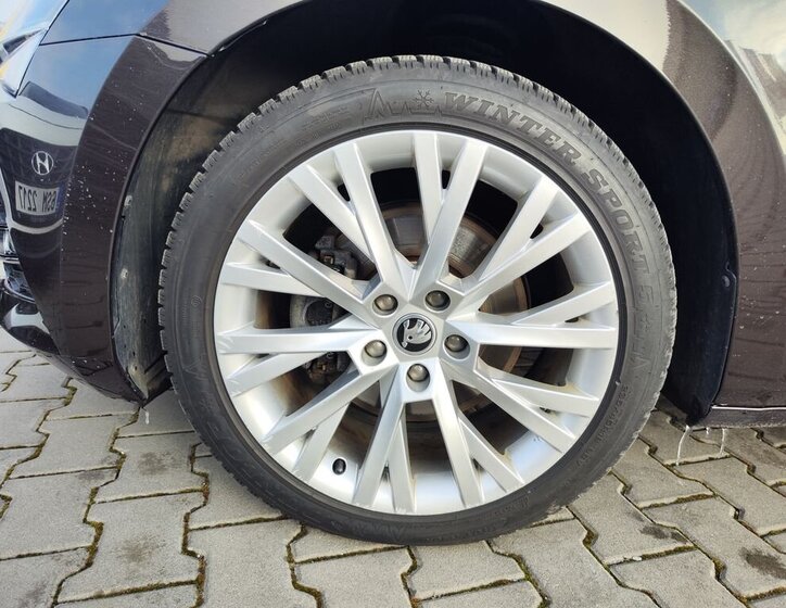 Škoda Superb Kombi 2,0 l 110 kw