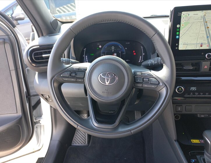 Toyota Yaris Cross SUV / Terénní 1,5 l 68 kw