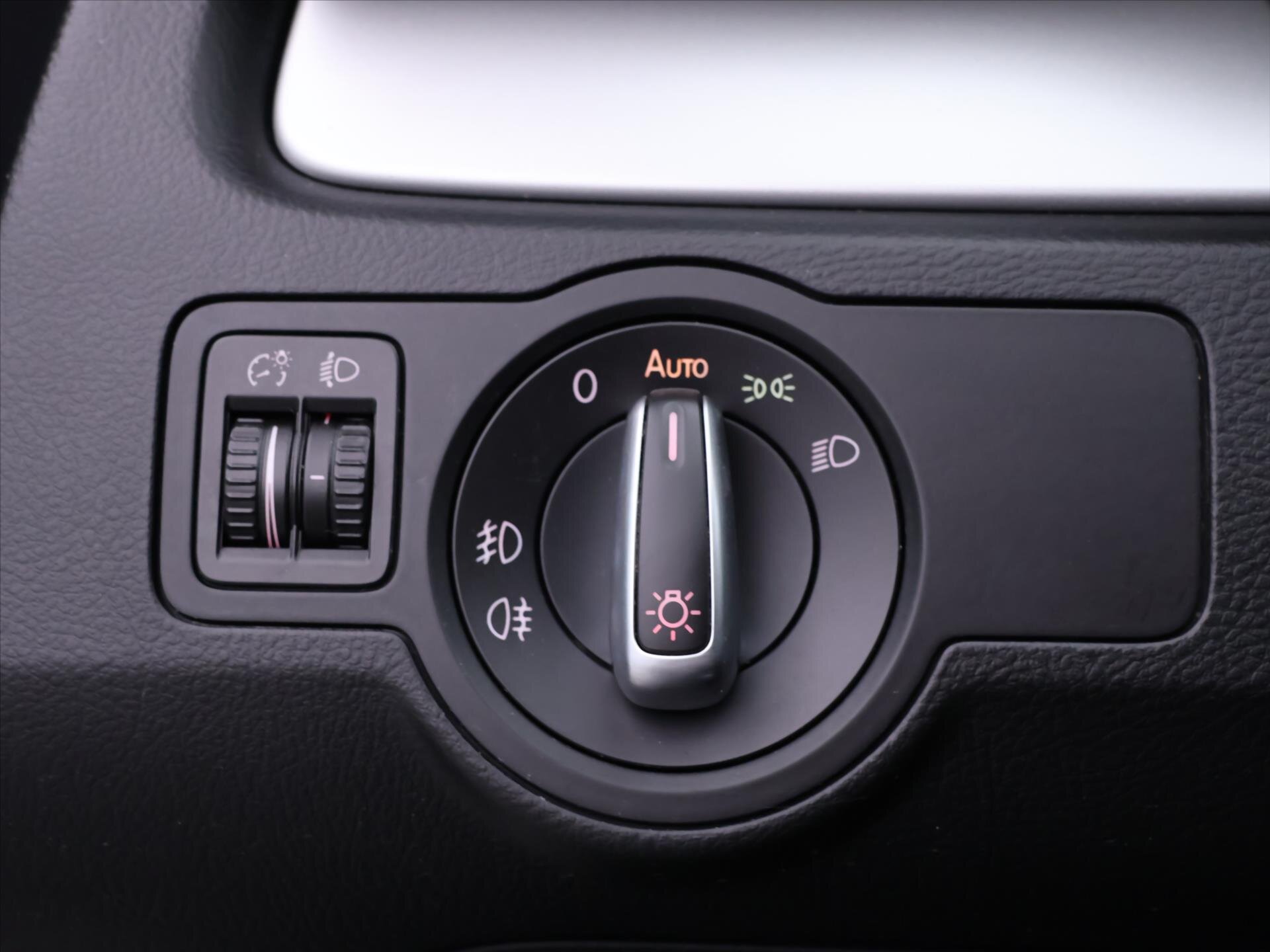 Volkswagen Passat Kombi 2,0 l 103 kw