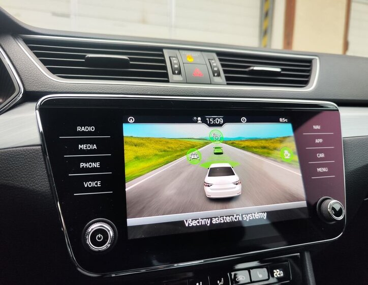 Škoda Superb Sedan 1,5 l 110 kw