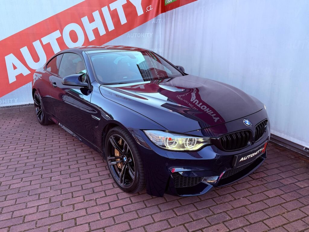 BMW M4 Kupé 3,0 l 317 kw
