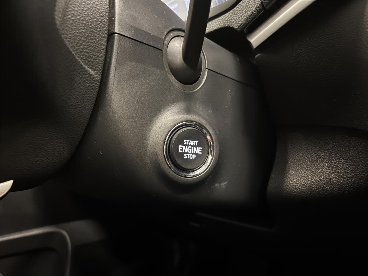Škoda Karoq SUV / Terénní 1,5 l 110 kw