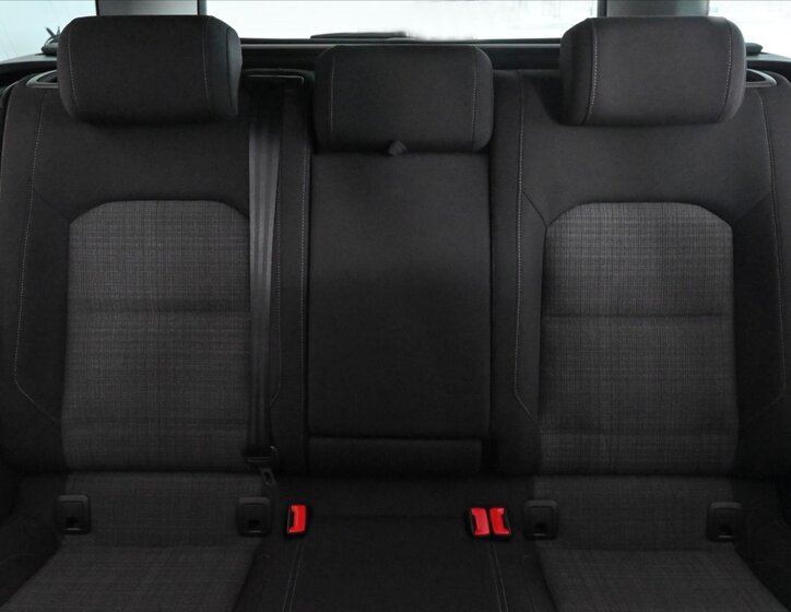 Volkswagen Passat 28