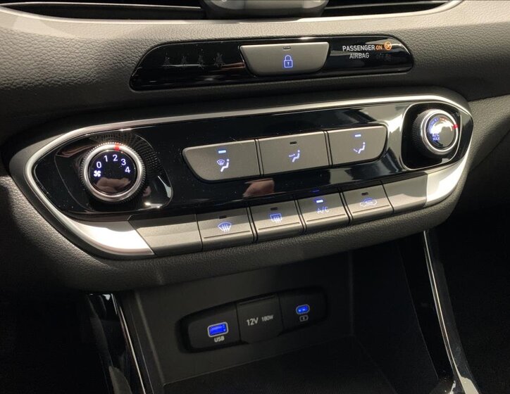 Hyundai i30 Kombi 1,5 l 70 kw