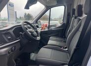 Ford Transit 9