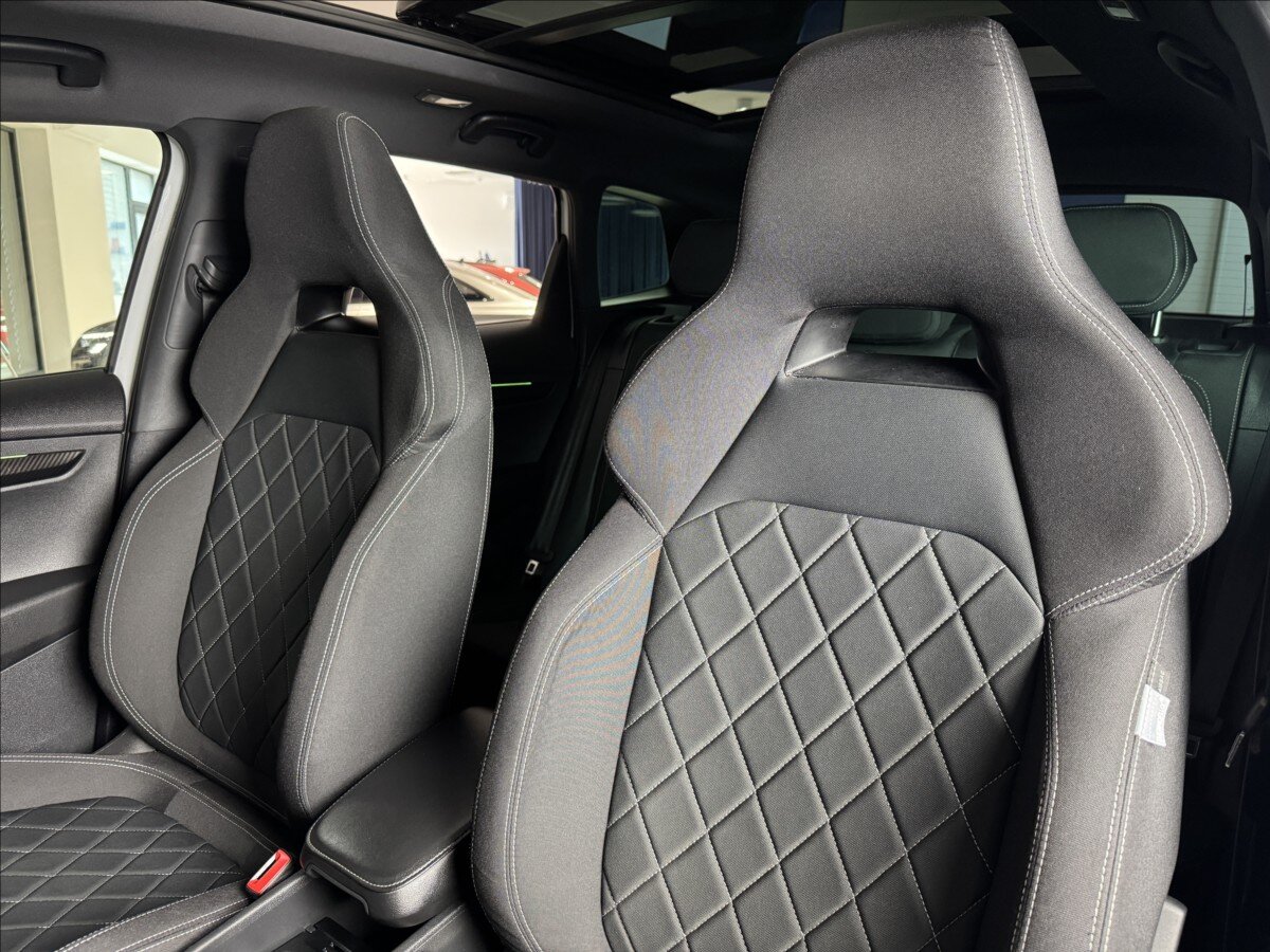 Škoda Karoq SUV / Terénní 2,0 l 110 kw