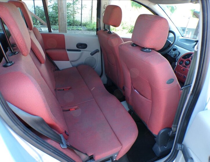 Renault Modus Hatchback 1,1 l 55 kw