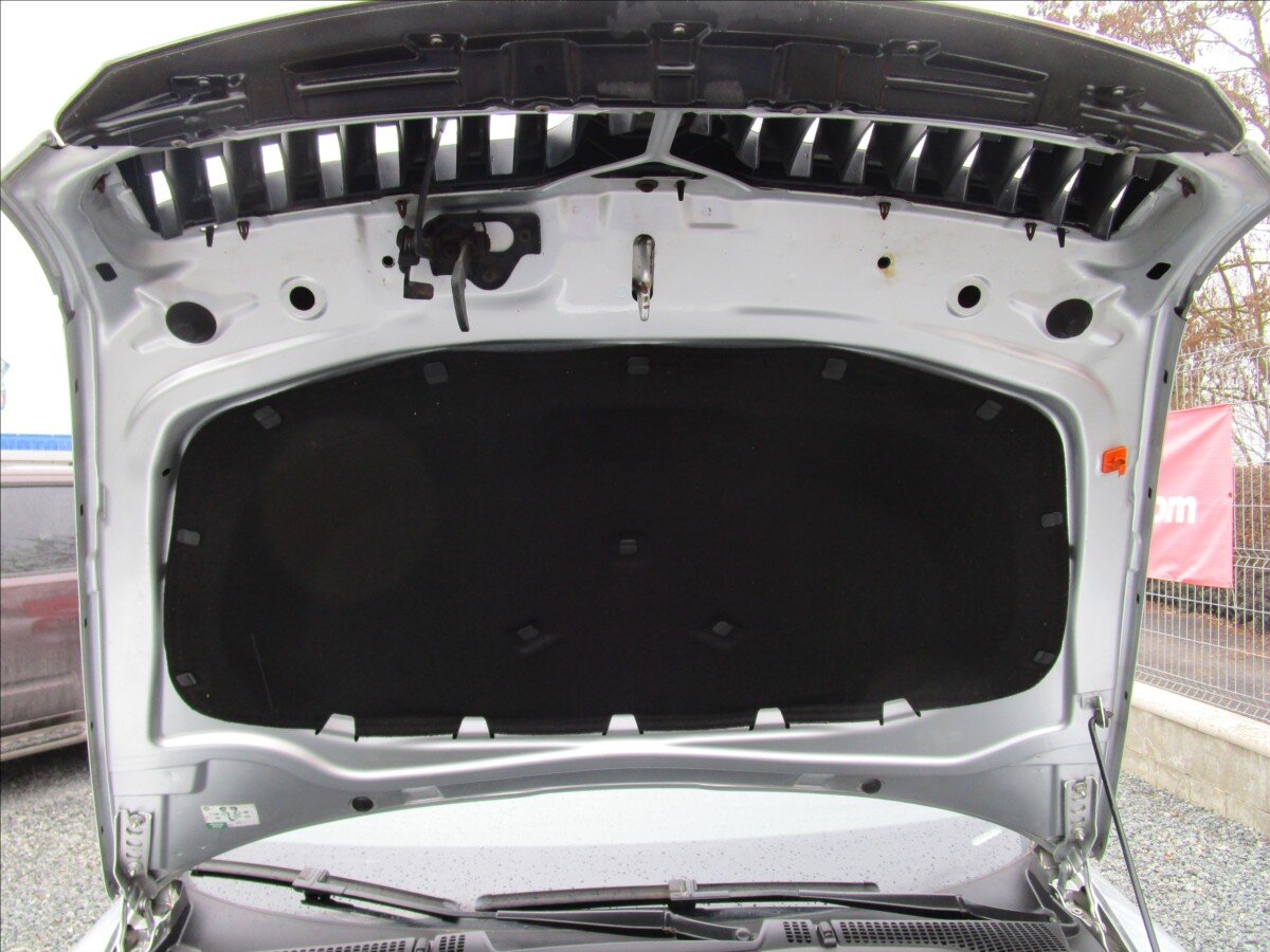 Škoda Octavia Liftback 1,6 l 77 kw