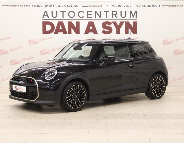Mini Cooper Hatchback 2,0 l 150 kw