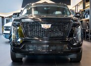 Cadillac Escalade 11