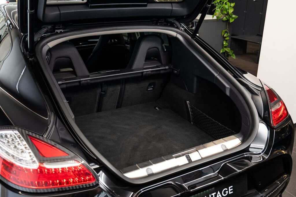 Porsche Panamera Sedan 4,8 l 294 kw