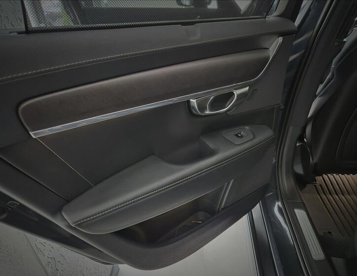 Volvo V90 Kombi 2,0 l 177 kw