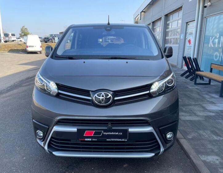 Toyota ProAce Verso 3