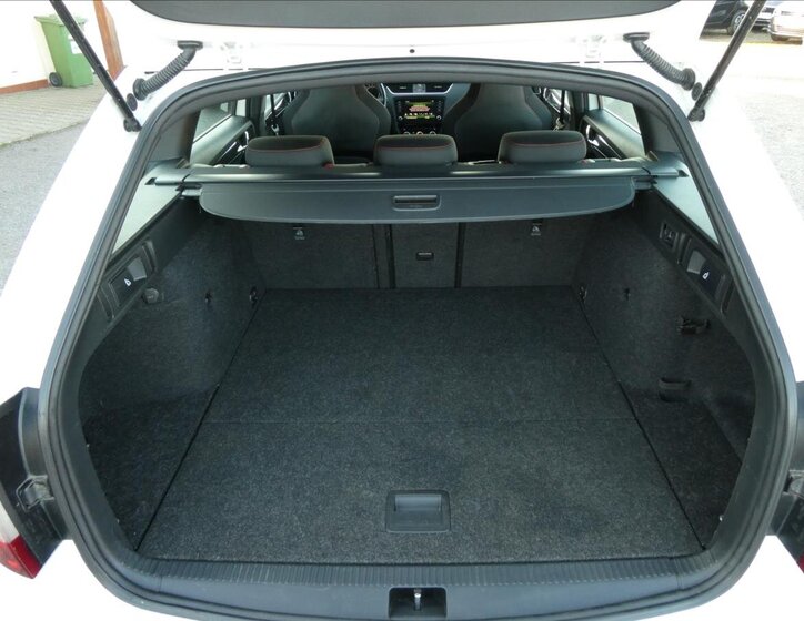 Škoda Octavia Kombi 2,0 l 169 kw