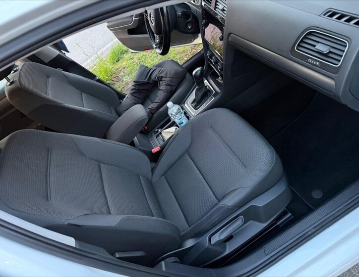 Volkswagen Golf Kombi 2,0 l 110 kw