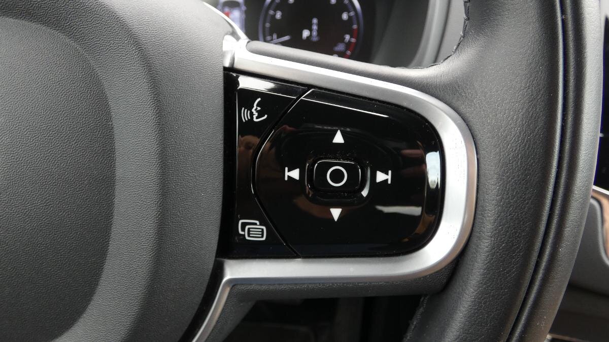 Volvo XC90 SUV / Terénní 2,0 l 220 kw
