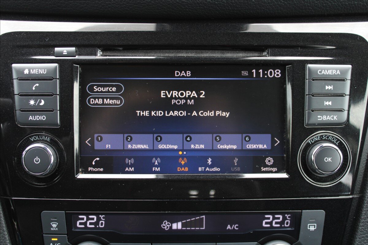 Nissan Qashqai SUV / Terénní 1,3 l 103 kw