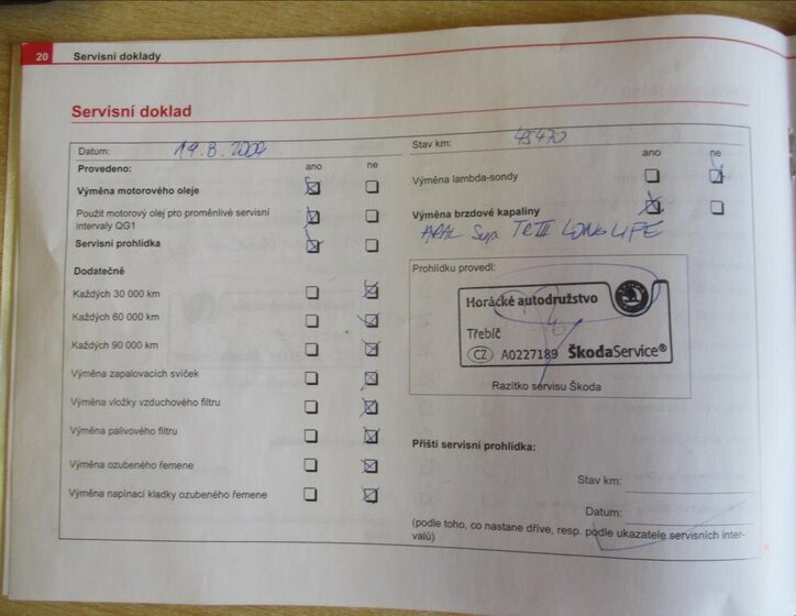 Škoda Octavia Sedan / Limuzína 1,6 l 75 kw