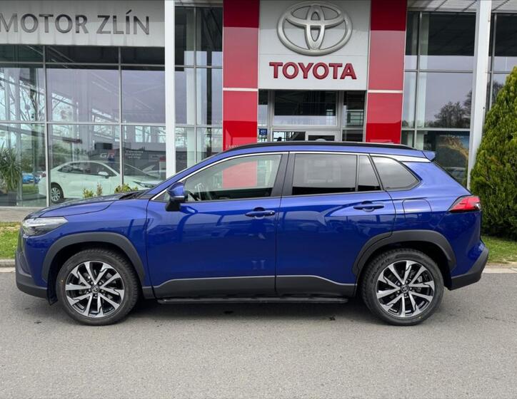 Toyota Corolla Cross 5