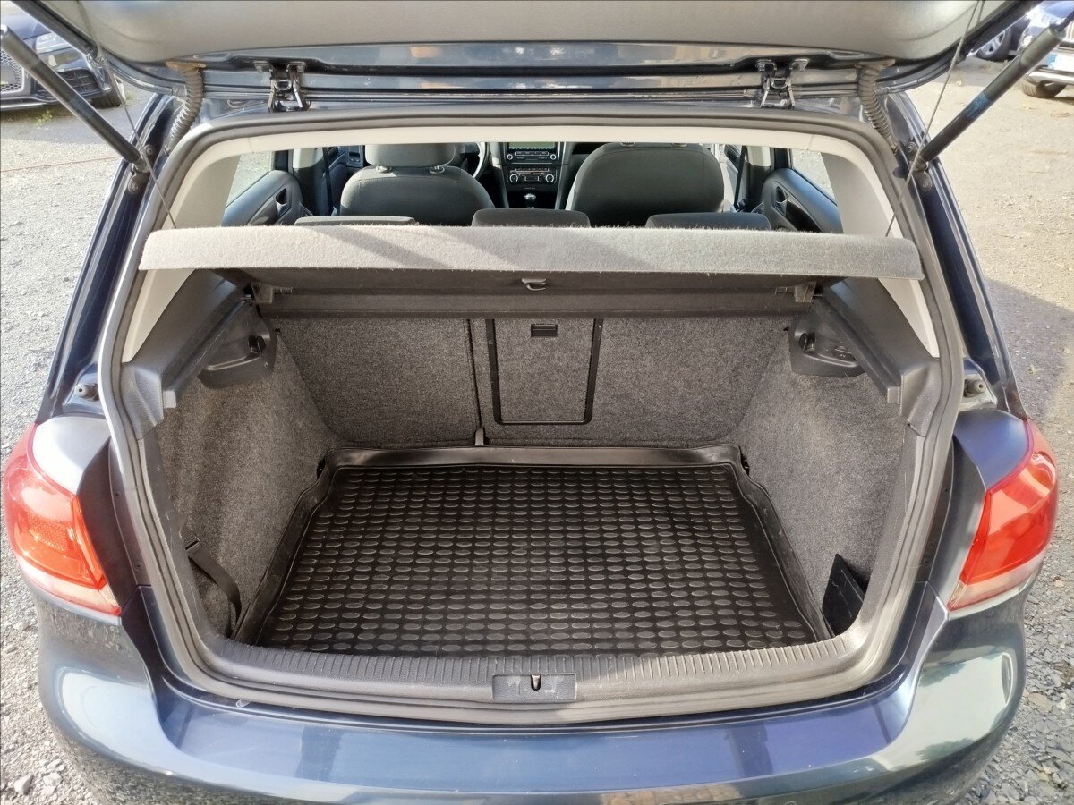 Volkswagen Golf Hatchback 2,0 l 81 kw