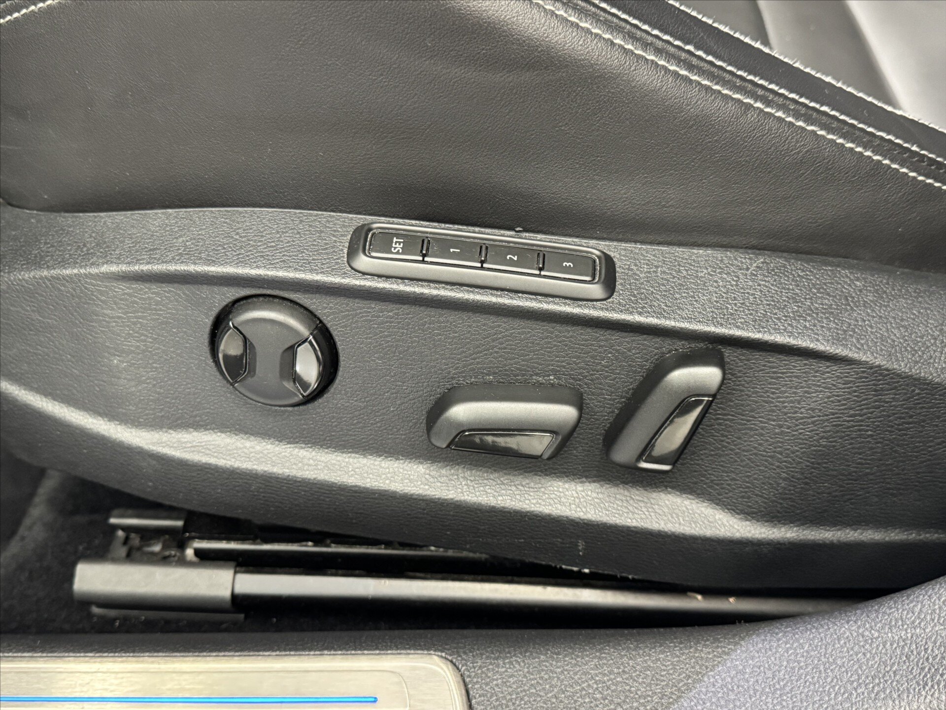 Volkswagen Golf Hatchback 2,0 l 228 kw