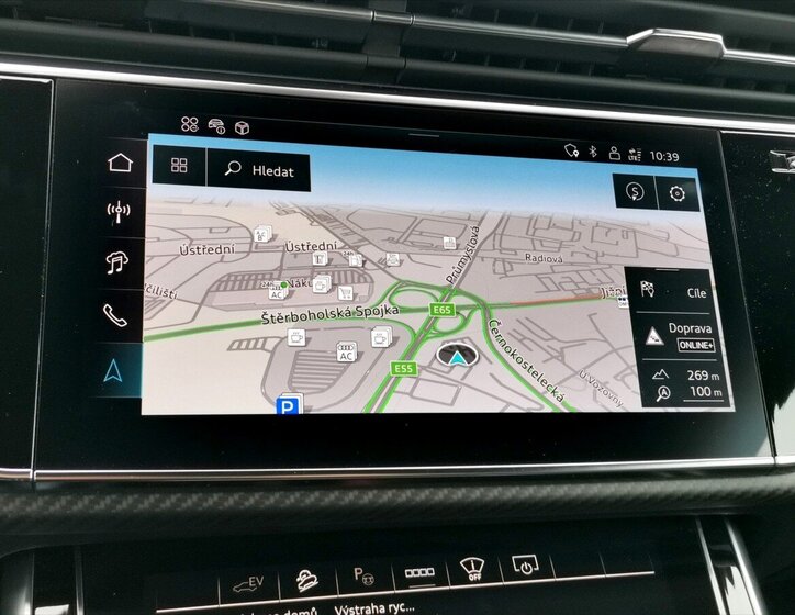 Audi Q8 SUV / Terénní 3,0 l 250 kw