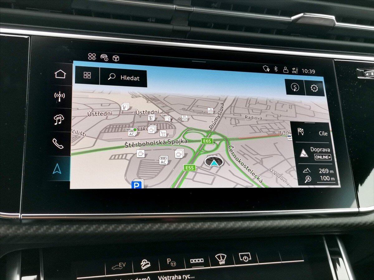 Audi Q8 SUV / Terénní 3,0 l 250 kw