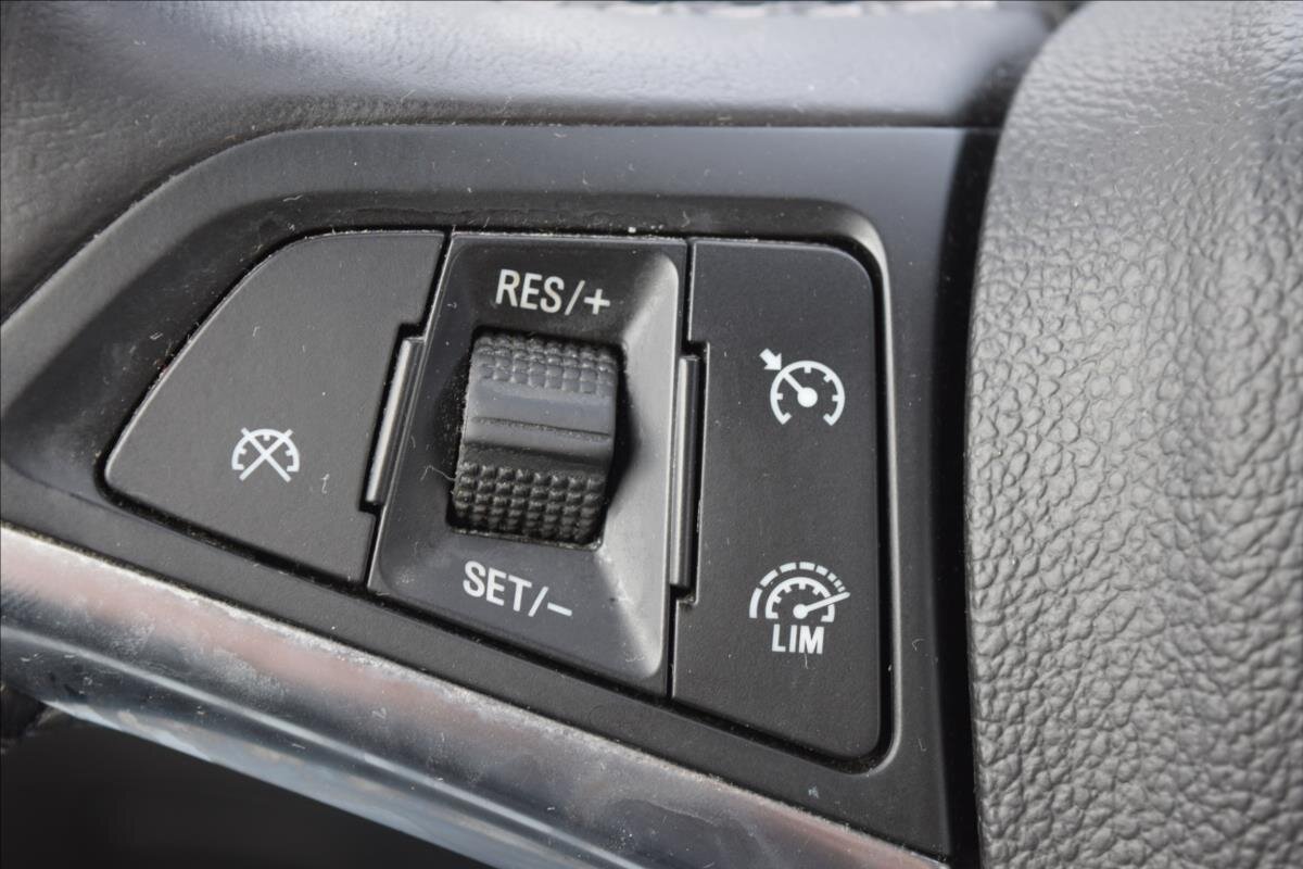 Opel Mokka SUV / Terénní 1,4 l 103 kw