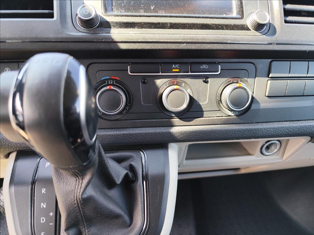 Volkswagen Transporter Kombi 2,0 l 110 kw