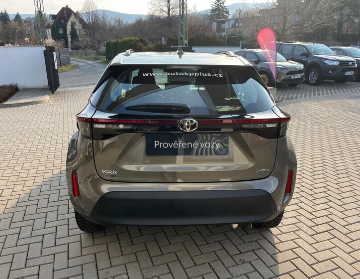 Toyota Yaris Cross SUV / Terénní 1,5 l 68 kw