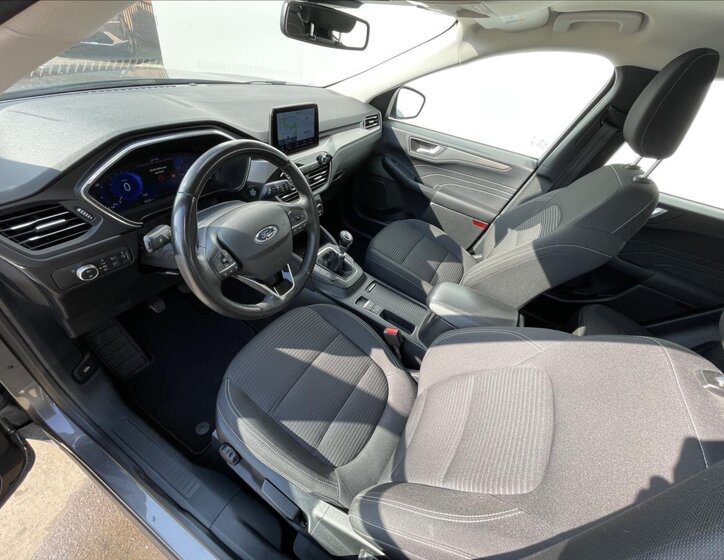 Ford Kuga SUV / Terénní 1,5 l 110 kw