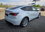Tesla Model Y SUV / Terénní 0,0 378 kw