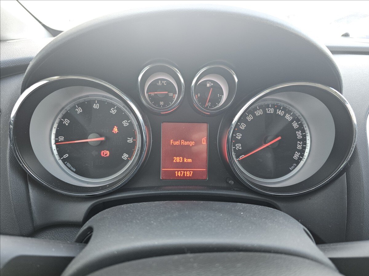 Opel Astra Hatchback 1,6 l 132 kw