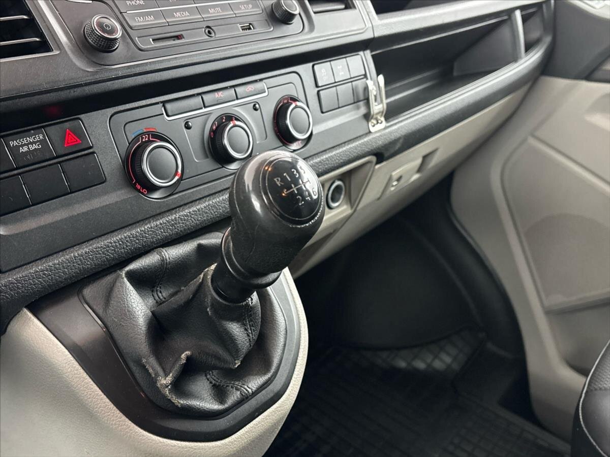 Volkswagen Transporter Kombi 2,0 l 110 kw