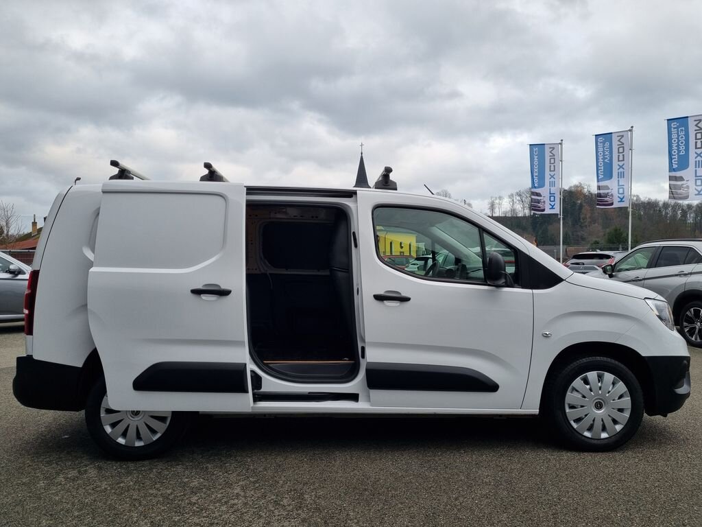Opel Combo Skříň 1,5 l 96 kw