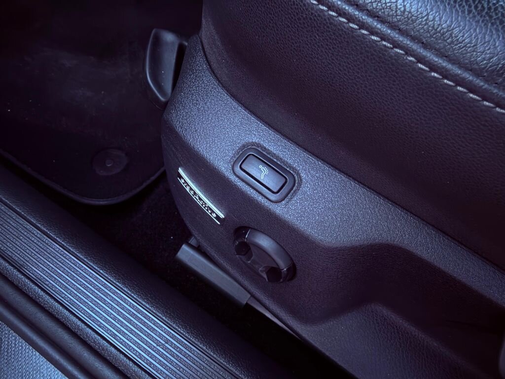 Volkswagen Golf Kombi 2,0 l 110 kw