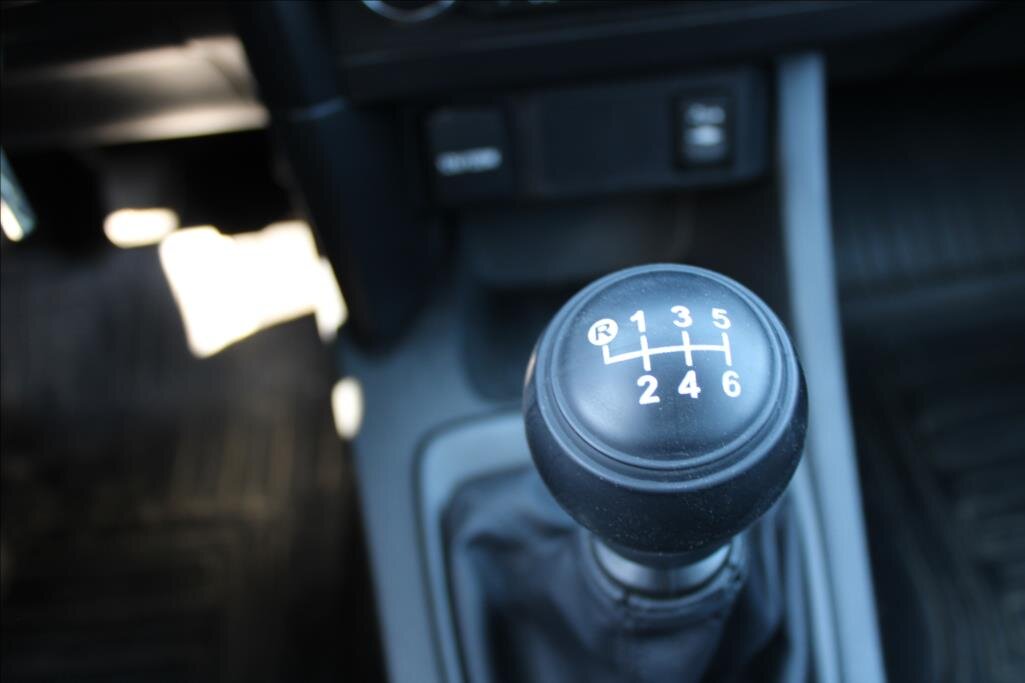 Toyota Auris Hatchback 1,3 l 73 kw