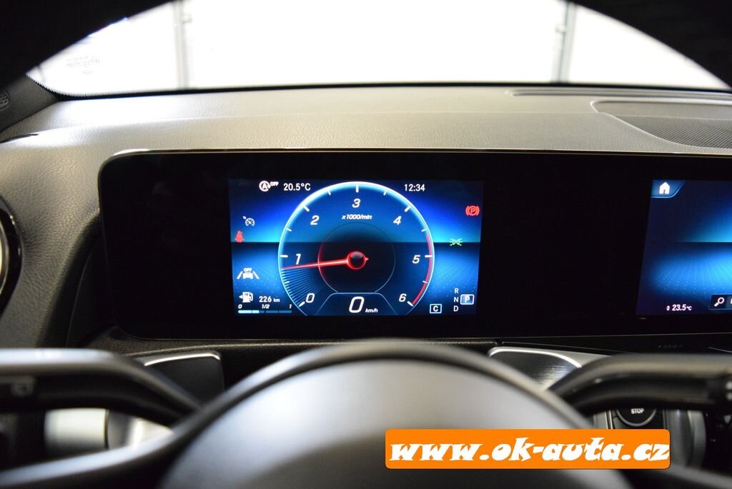 Mercedes-Benz GLB SUV / Terénní 0,0 110 kw