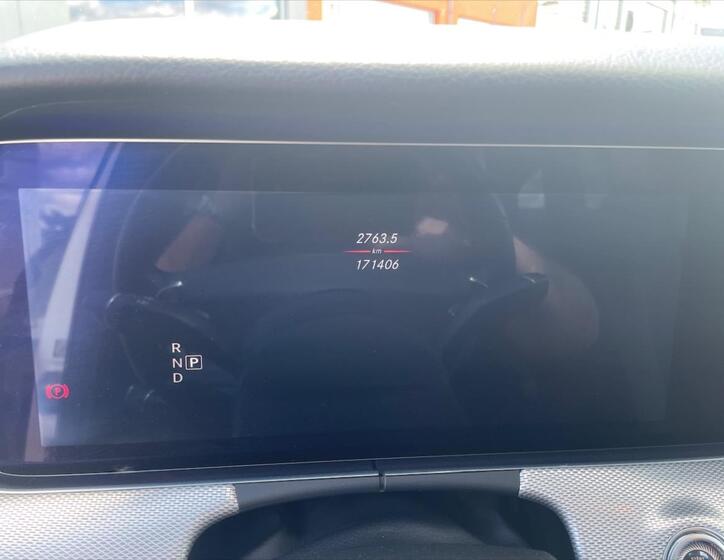 Mercedes-Benz Třídy E 20