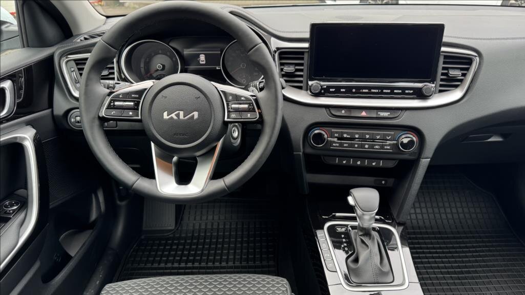 KIA XCeed SUV / Terénní 1,6 l 110 kw
