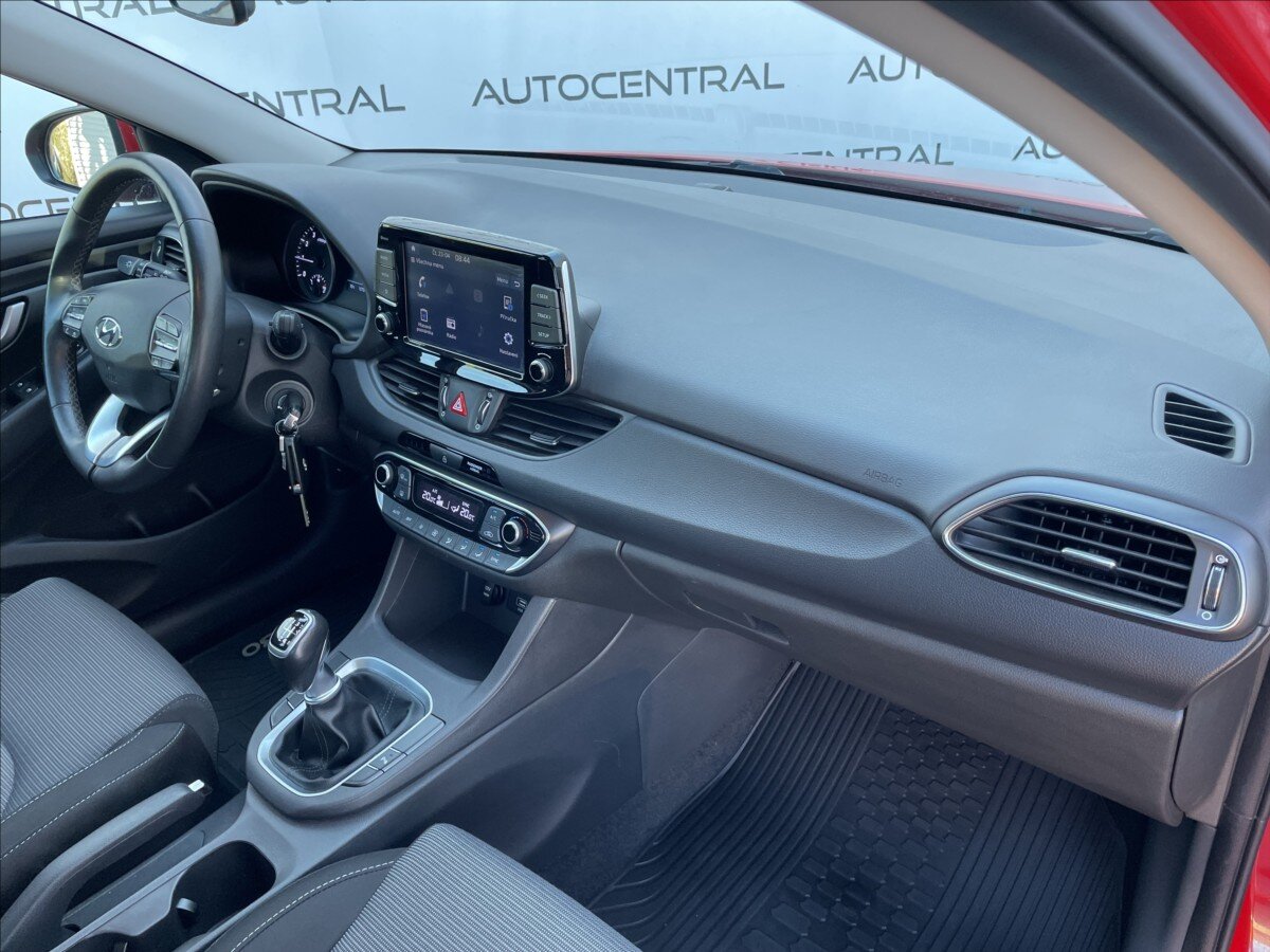 Hyundai i30 Kombi 998,0 88 kw