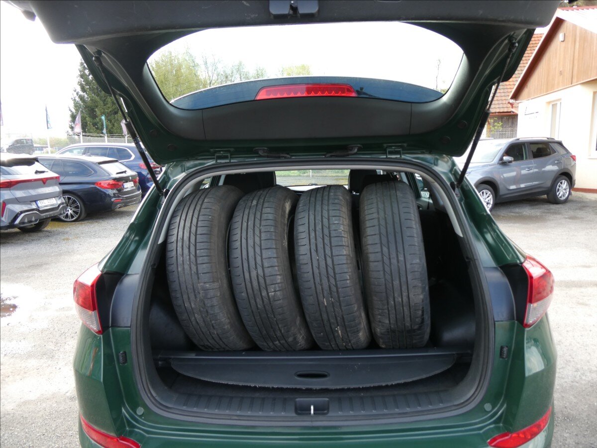 Hyundai Tucson SUV / Terénní 2,0 l 100 kw